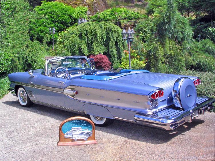 1958 Pontiac Parisienne Convertible.