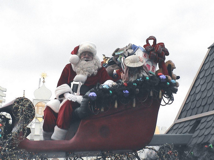 Disneyland Christmas Eve Parade 2002