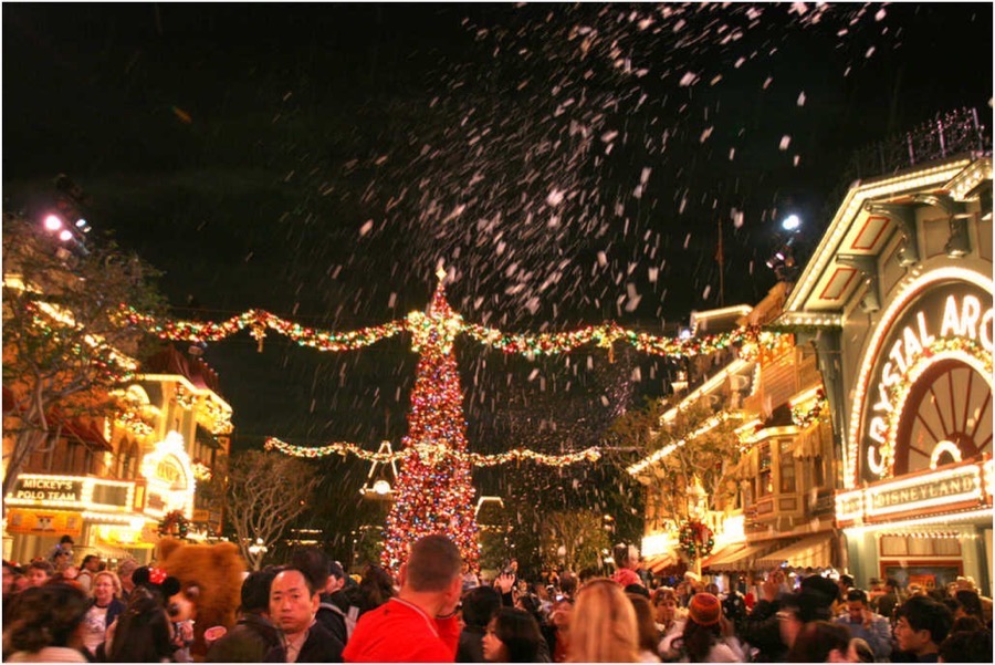 2006 Disneyland Christmas Parade