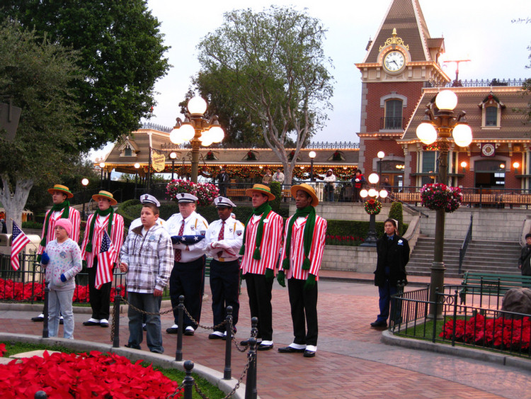 Christmas Eve at Disneyland 2008