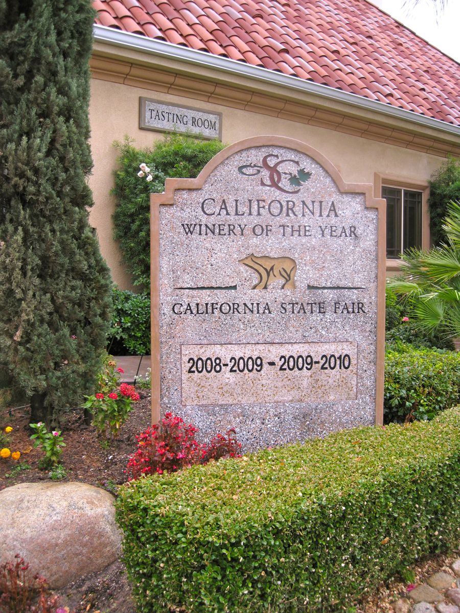 Christmastime wine tasting in Temecula, California