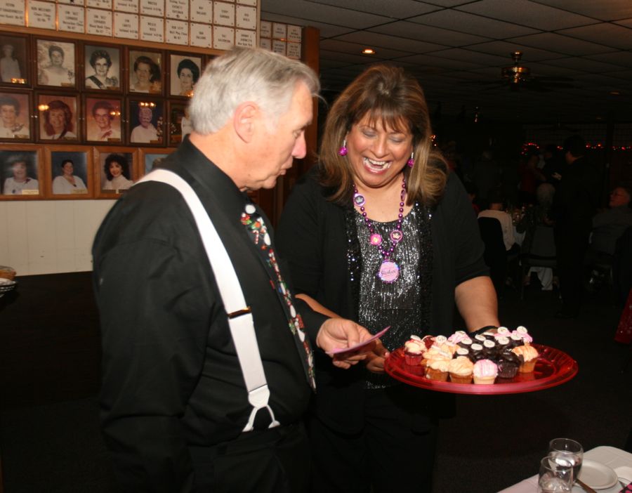 Celebrating Vicky's 60th birthday at the GG Elks with friends