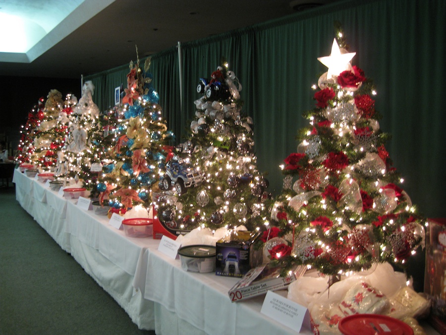 Santa Ana Elks Christmas Tree Lane Preview 11/30/2012