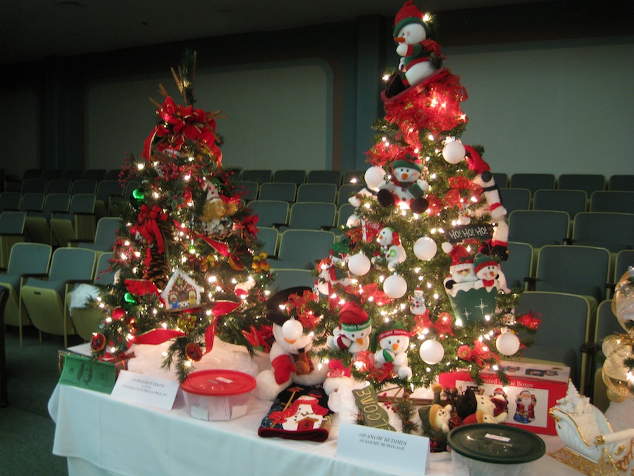 Santa Ana Elks Christmas Tree Lane Preview 11/30/2012