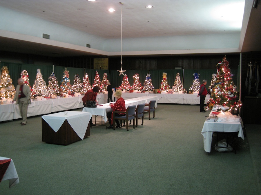 Santa Ana Elks Christmas Tree Lane Preview 11/30/2012