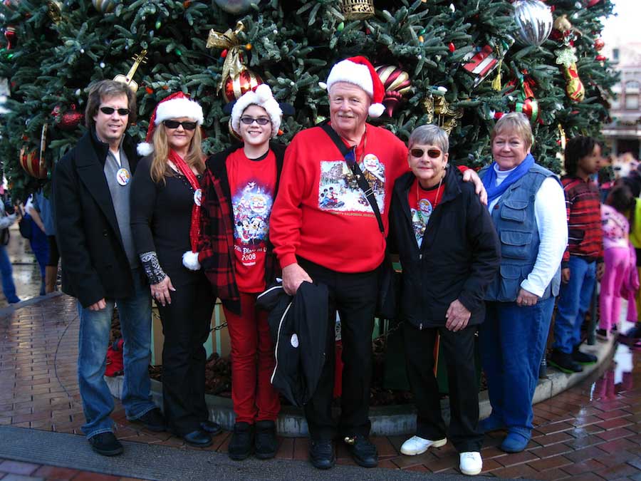 Breakfast and arrival at Disneyland Christmas Eve  2012