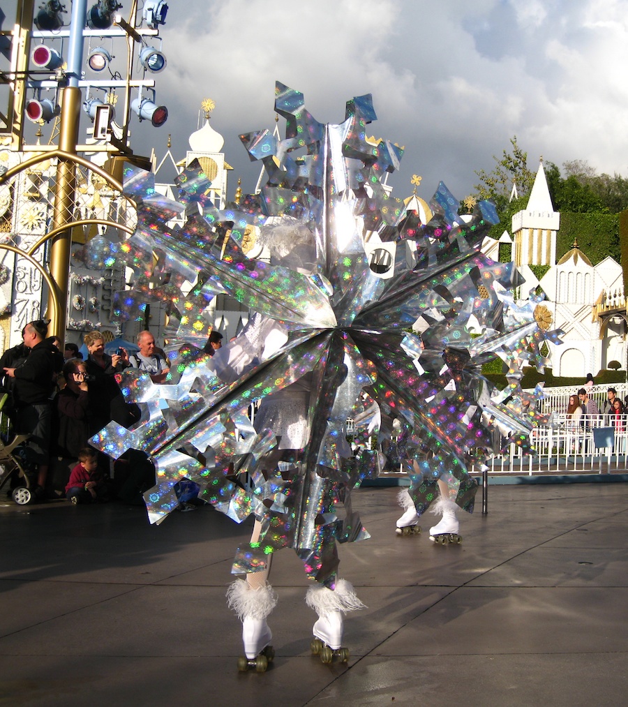 The Disneyland Christmas Eve  Parade  2012