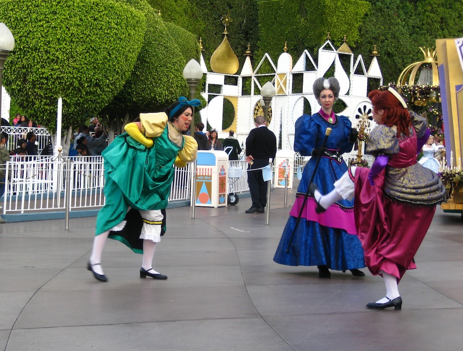 The Disneyland Christmas Eve  Parade  2012