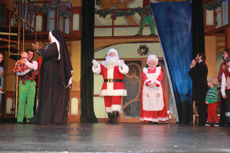 The 2014 Christmas Play gets underway