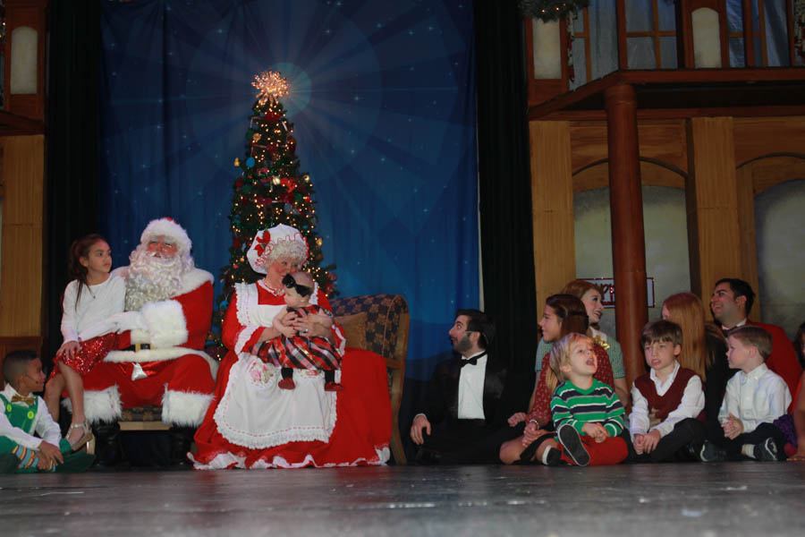 The 2014 Christmas Play gets underway