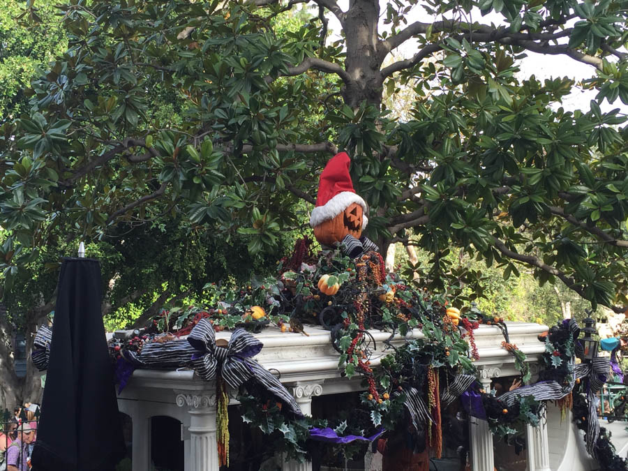 Christmas Eve at Disneyland 2014
