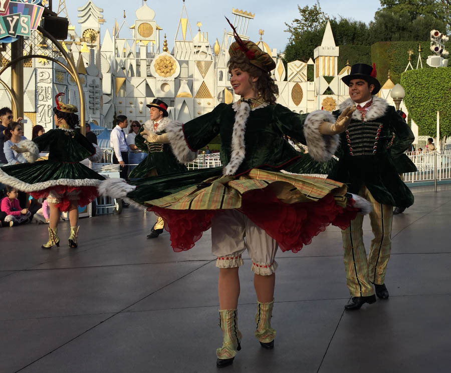 Christmas Eve Fantasy Parade at Disneyland 2014