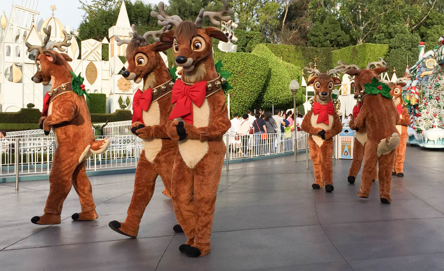 Christmas Eve Fantasy Parade at Disneyland 2014