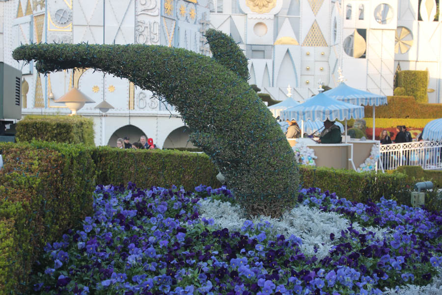 Disneyland Holiday Parade 12/24/2015