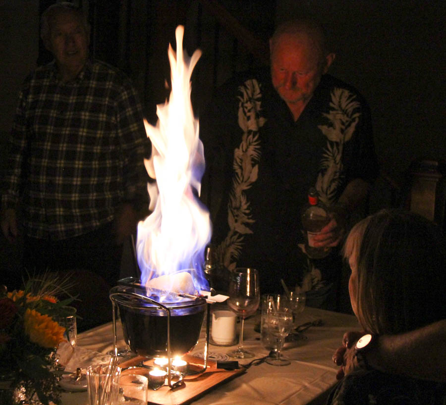 Joining the Thedens for the 2016 Feuerzangenbowle pn November 25th