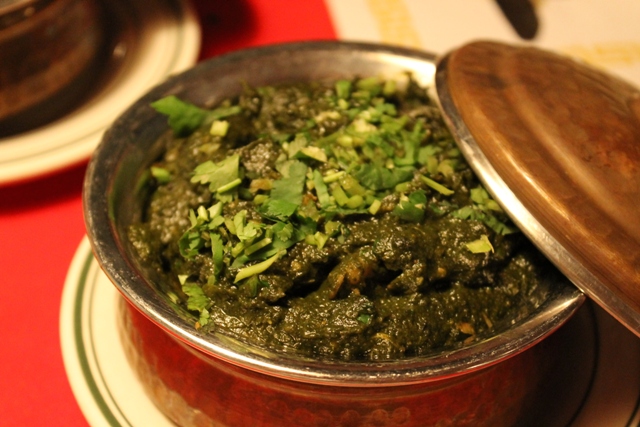 Saag Cicken