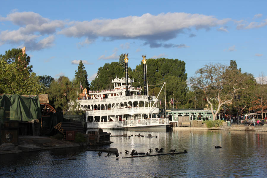 Disneyland Christmas Eve 2016