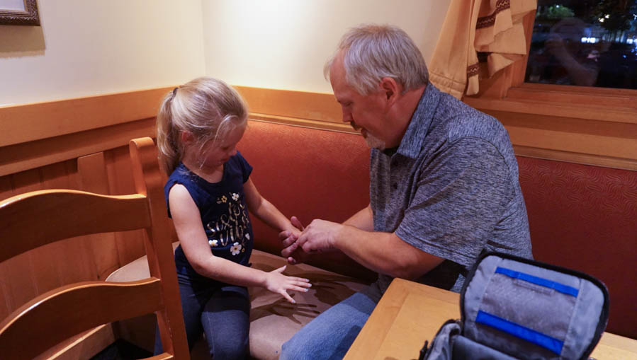 Family Dinner On The Fly At OLive Garden 12/12/2019