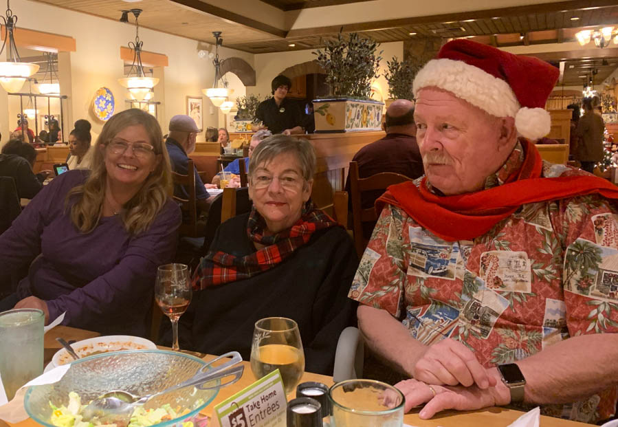 Family Dinner On The Fly At OLive Garden 12/12/2019