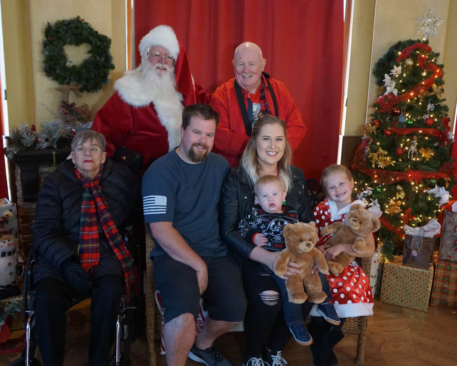 Visiting Santa Before Breakfast At Catal 12/24/2019