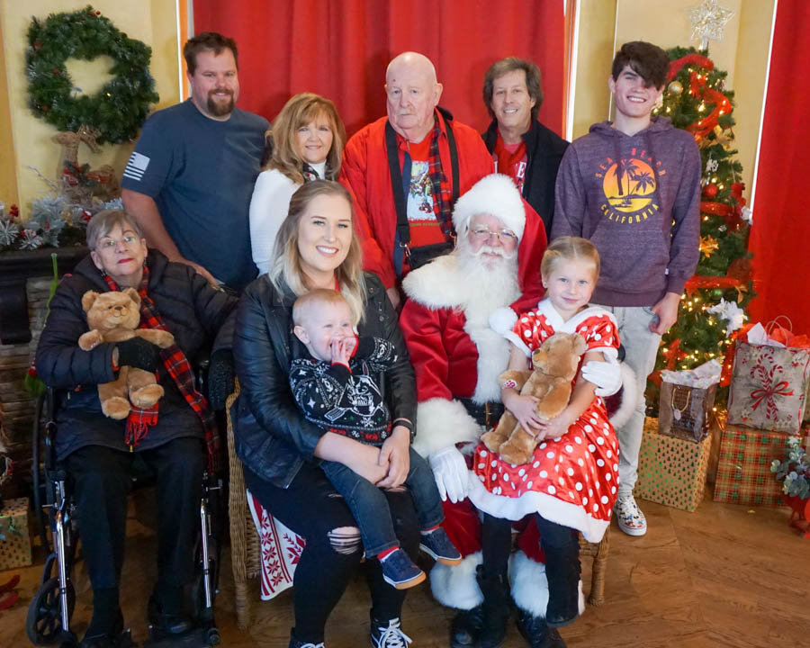 Visiting Santa Before Breakfast At Catal 12/24/2019