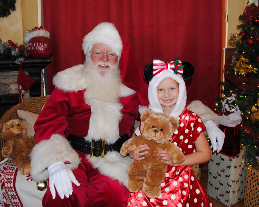 Visiting Santa Before Breakfast At Catal 12/24/2019