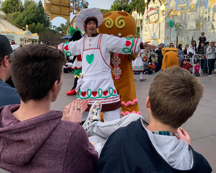 Disneyland Christmas Parade 12/24/2019