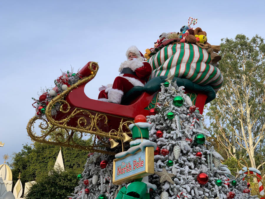 Disneyland Christmas Parade 12/24/2019