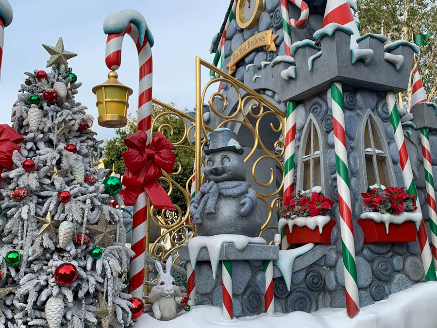 Disneyland Christmas Parade 12/24/2019