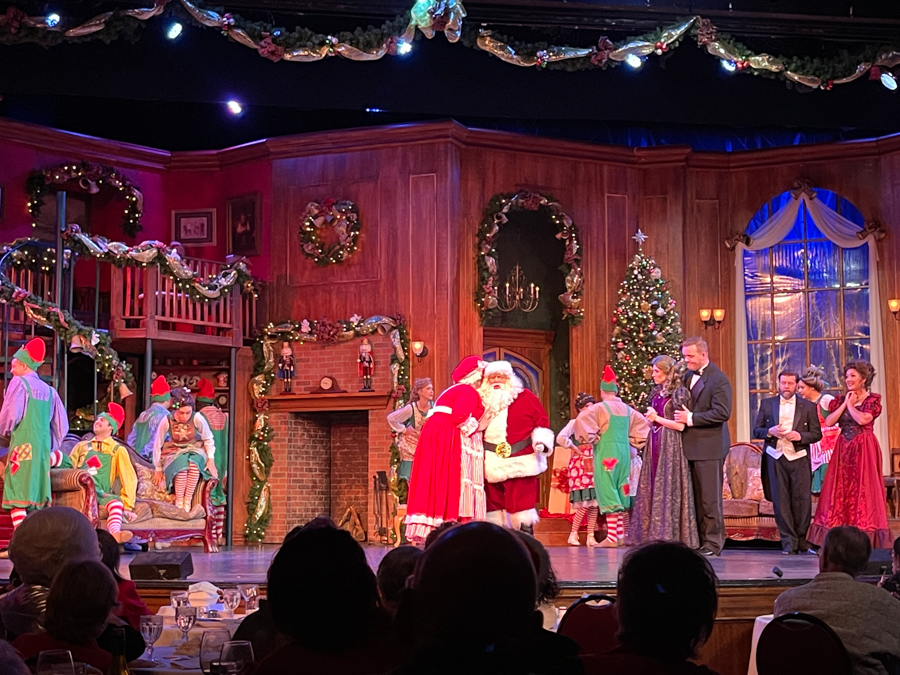 Candlelight Dinner Theater Christmas Plan 12/11/2021