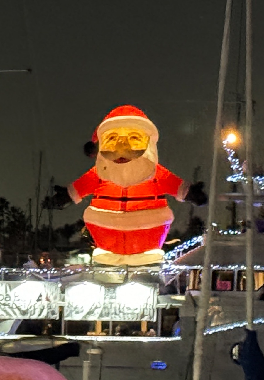 2023-12-13 Newport Beach Boat Parade