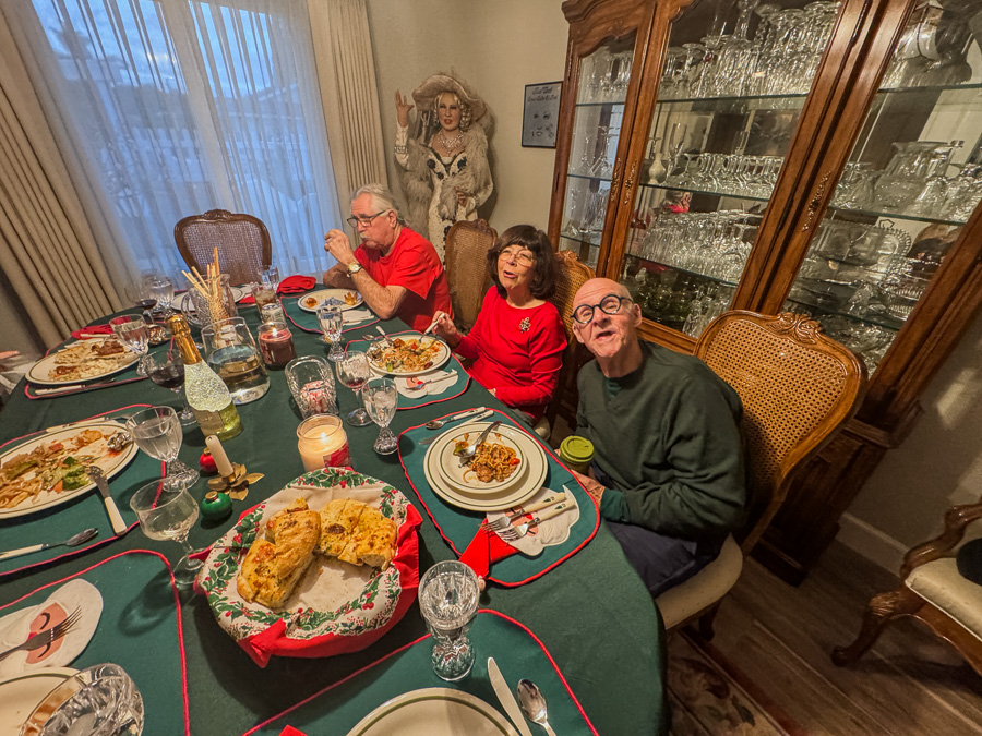 2025-12-25 Christmas Dinner With Friends And Family