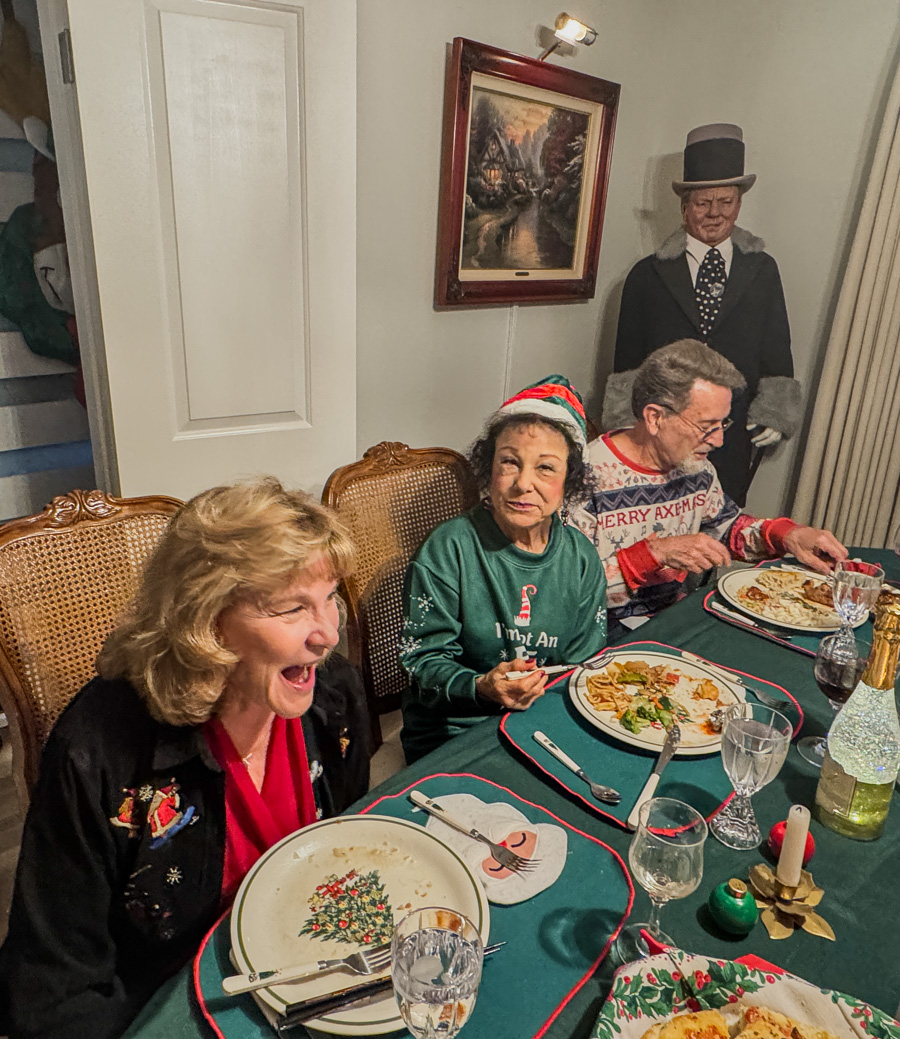 2025-12-25 Christmas Dinner With Friends And Family