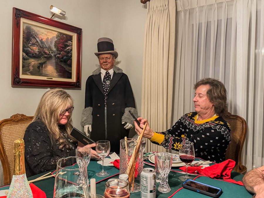 2025-12-25 Christmas Dinner With Friends And Family