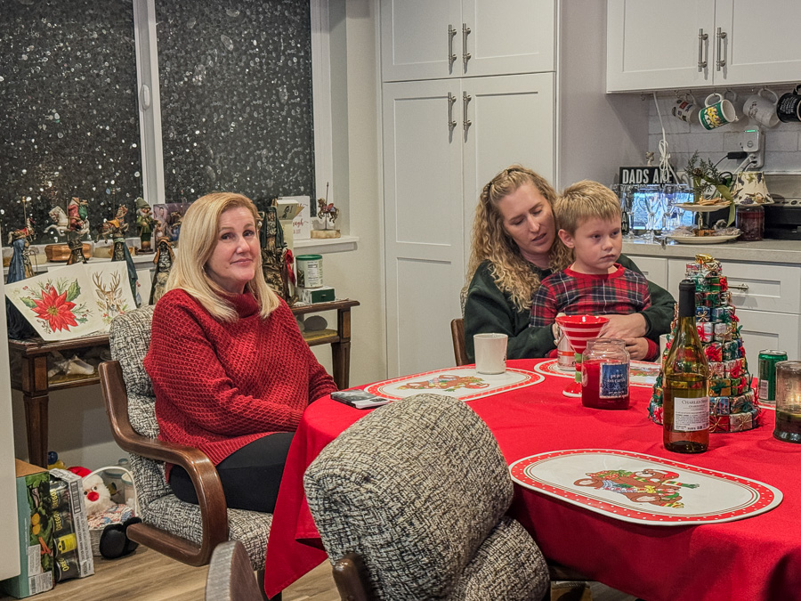 2025-12-25 Christmas Dinner With Friends And Family