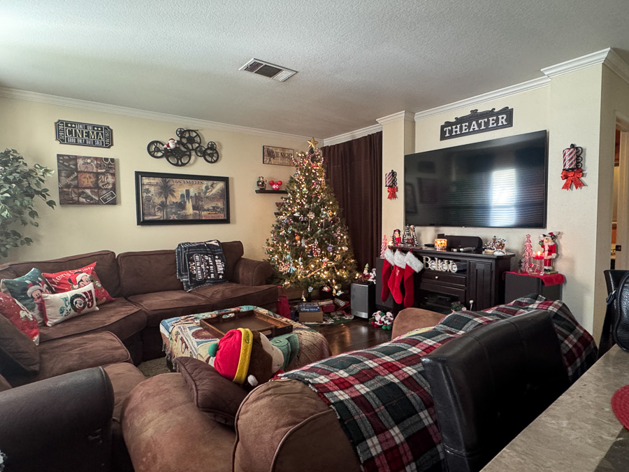 2025-12-28 Riverside Mission Inn Dinner With The Dudas