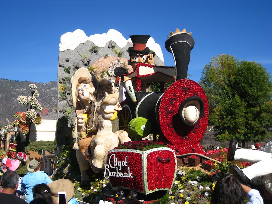 2014 Rose Parade floats and Dining at Cafe Santorini in Downtown Pasadena