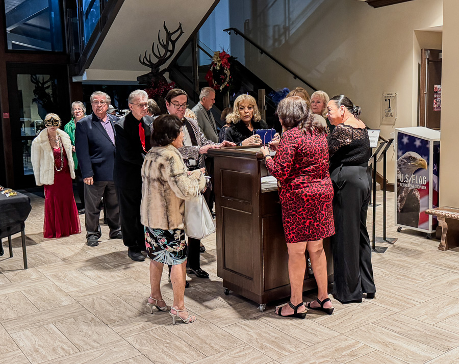 2025-12-31 New year's Eve At The Elks