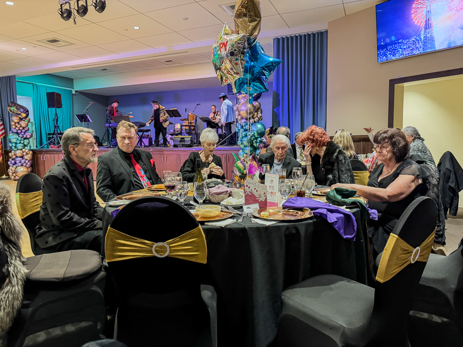 2025-12-31 New year's Eve At The Elks