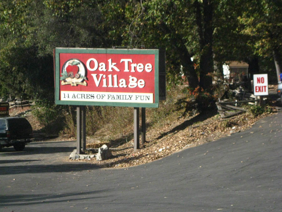 Apple picking in Oak Glen California October 2014