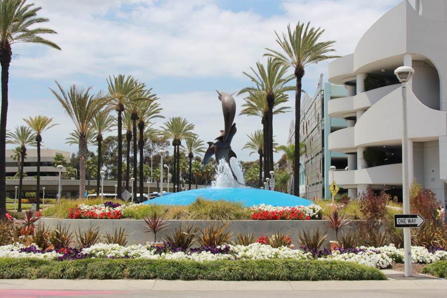 Walking at the Long Beach Aquarium 5/25/2016