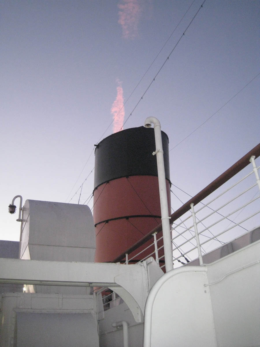 Dancing on the Queen Mary August 2014