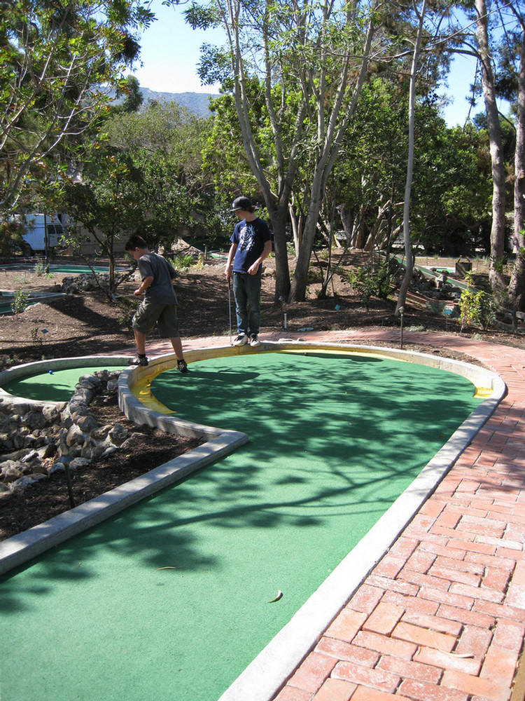 Golf and Lunch at Catalina August 2009