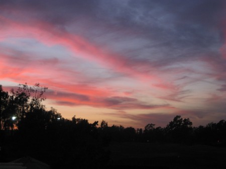 We did some Happy Hour and waited for the sunset! Jsu beautiful