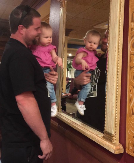 Daddy and Lilly discovering a mirror