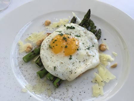 The presentation is always impressive - Asparagus with fried egg