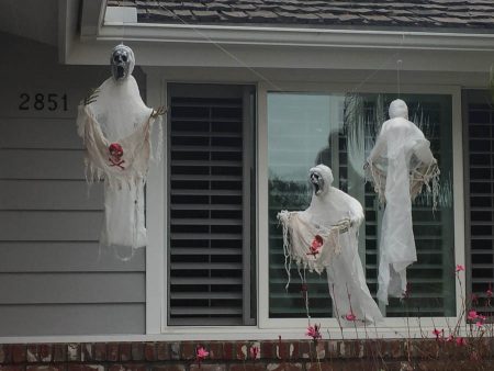 Ghosts seem to hang ouy in the front year