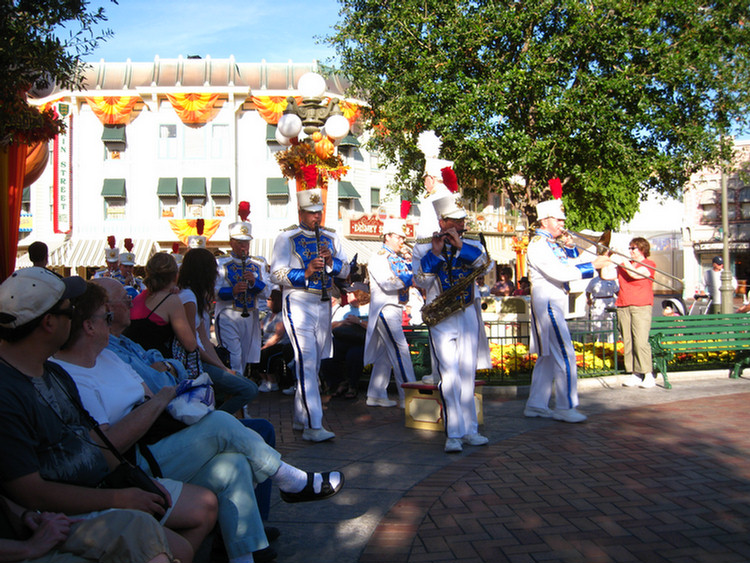 Disneyland Life Day 12 2009