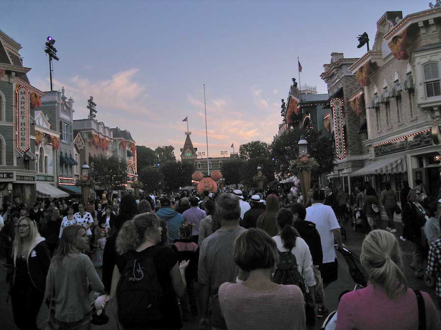 Life Day #15 at Disneyland Park 2012