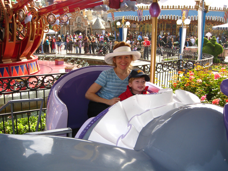 Theio's first visit to Disneyland